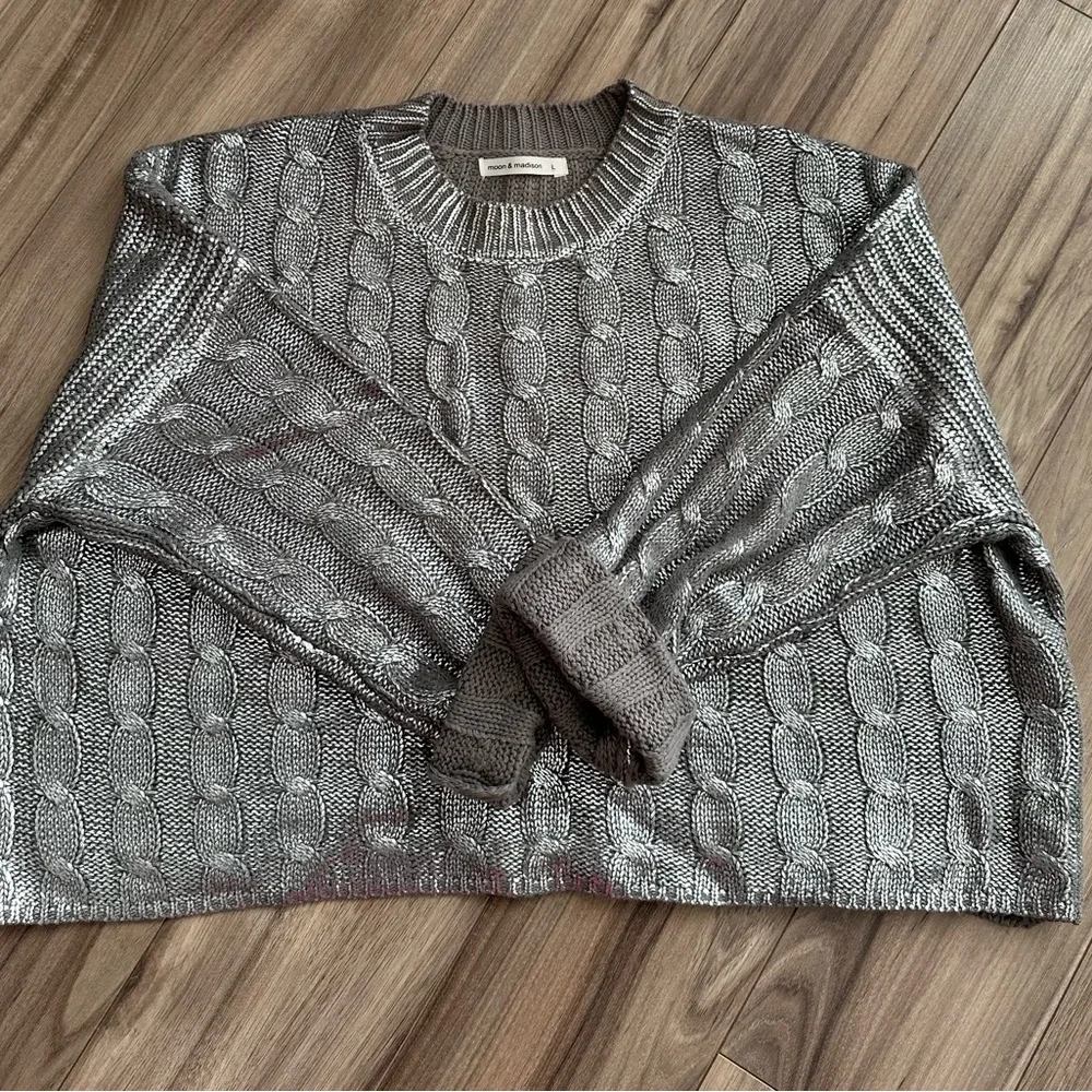 moon & madison Gray Cable Knit Sweater - Picture 4 of 5